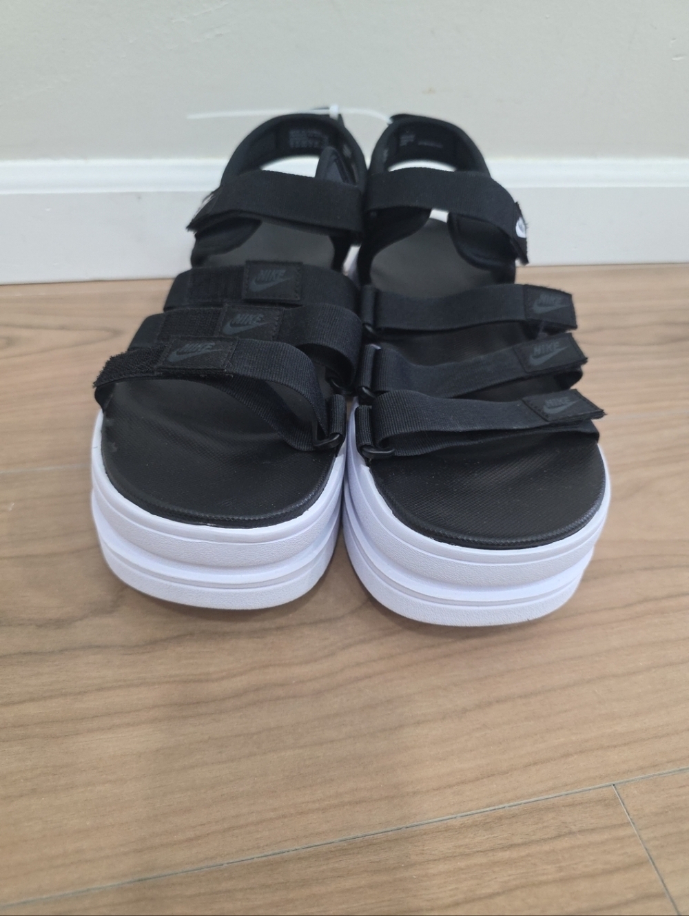 Womens Nike ICON CLASSIC Black DH0224-001 Platform Sandals. Size 12 - Picture 3 of 7